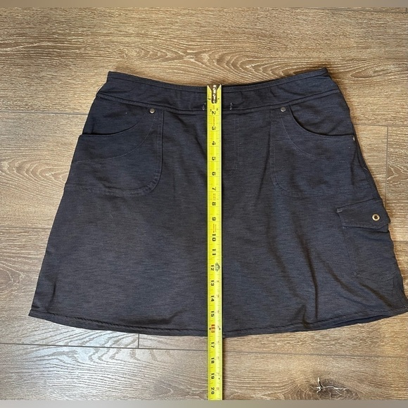 Kuhl Charcoal Gray Knit Hiking Skirt - Picture 6 of 13